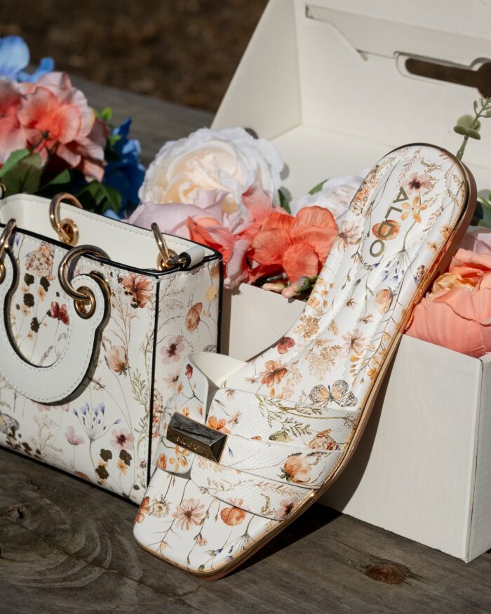 PURSE AND SLIDER